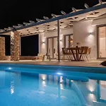 Isalos With Private Pool, Sleeps 4 * Naxos City