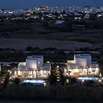 Isalos With Private Pool, Sleeps 4 * Naxos City