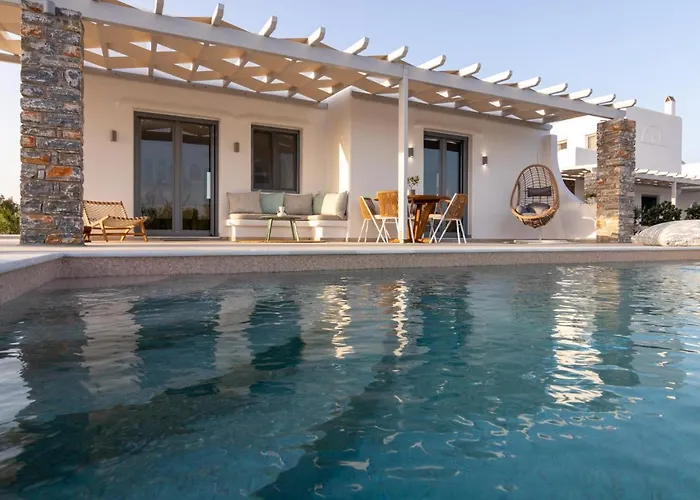 Isalos With Private Pool, Sleeps 4