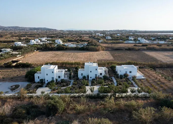 Isalos With Private Pool, Sleeps 4 Villa