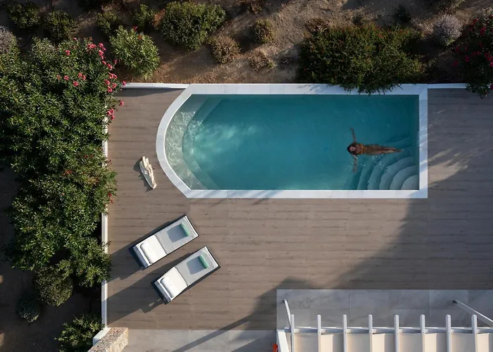 Villa Isalos With Private Pool, Sleeps 4