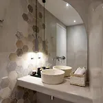 Isalos With Private Pool, Sleeps 4 * Naxos City