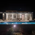 Isalos With Private Pool, Sleeps 4