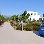 别墅 Isalos With Private Pool, Sleeps 4