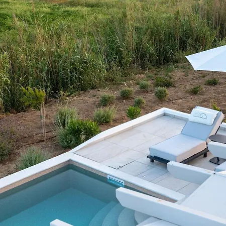Isalos With Private Pool, Sleeps 4 *