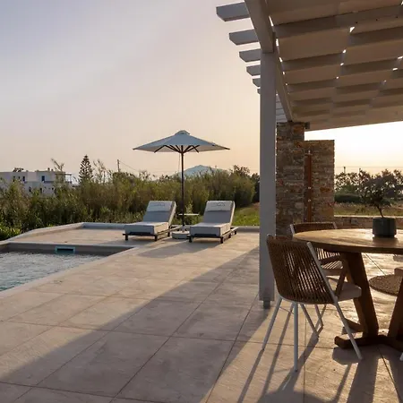 Isalos With Private Pool, Sleeps 4 Villa *