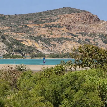 빌라 Isalos With Private Pool, Sleeps 4 *
