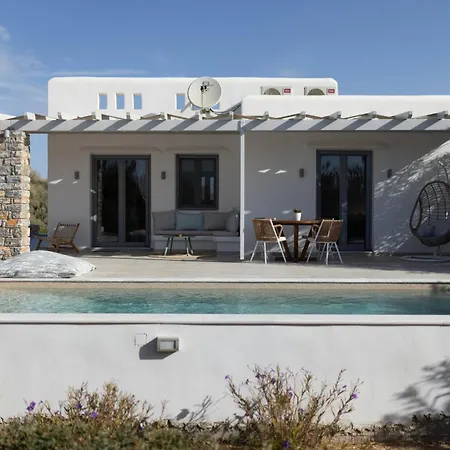 Isalos With Private Pool, Sleeps 4 *